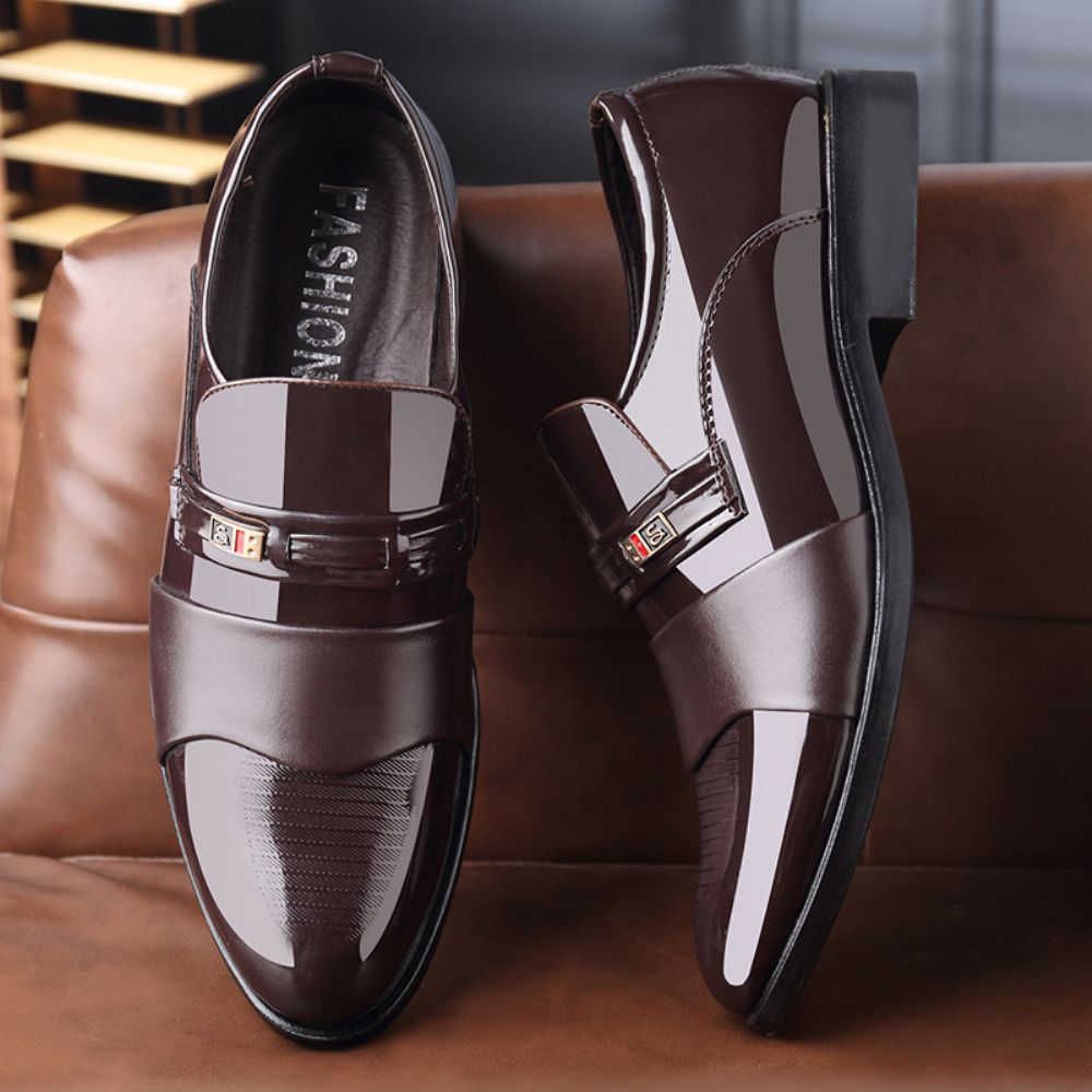 Chaussures Pour Hommes La Mode Britannique En Cuir Décontractées D'affaires Brillantes Verni Simples